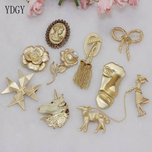 Exaggerated Brooch color gold Scarves & Masks Women's Fashion Sale Girls' Fashion Accessories Accessories Jewelry