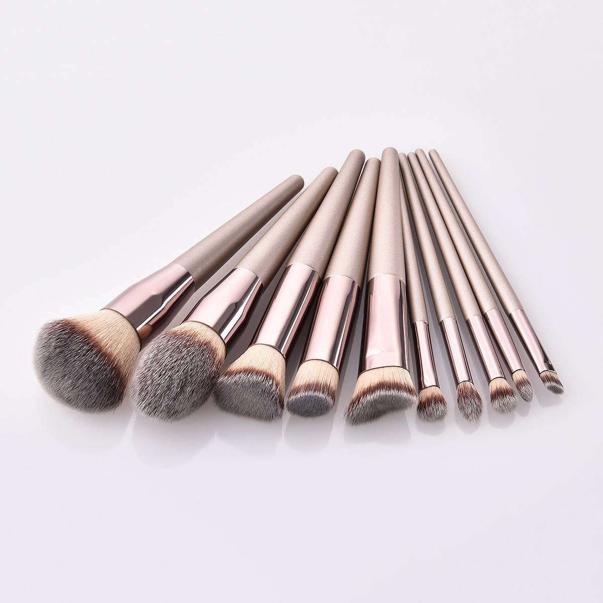Luxury Champagne Makeup Brushes Set For Foundation Powder Blush Eyeshadow Concealer Make Up Brush Cosmetics Beauty Tools Luxury Champagne Makeup Brushes Set For Foundation Powder Blush Eyeshadow Concealer Make Up Brush Cosmetics Beauty Tools