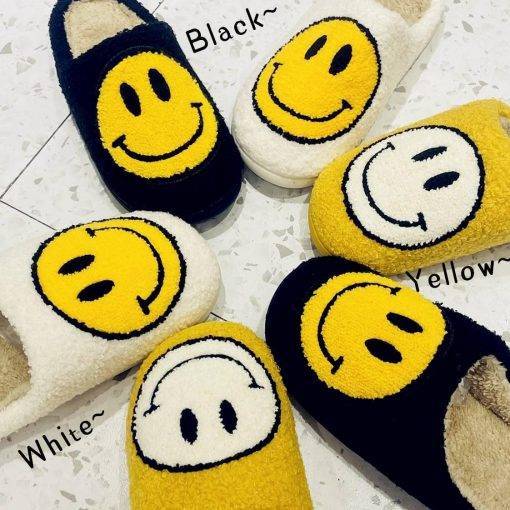 FUNNY FUNKY Winter Womens’Slippers Fluffy Faux Fur Smile Face Household Slippers Shoes for Women 2021 Indoor Female Shoes Shoes Women