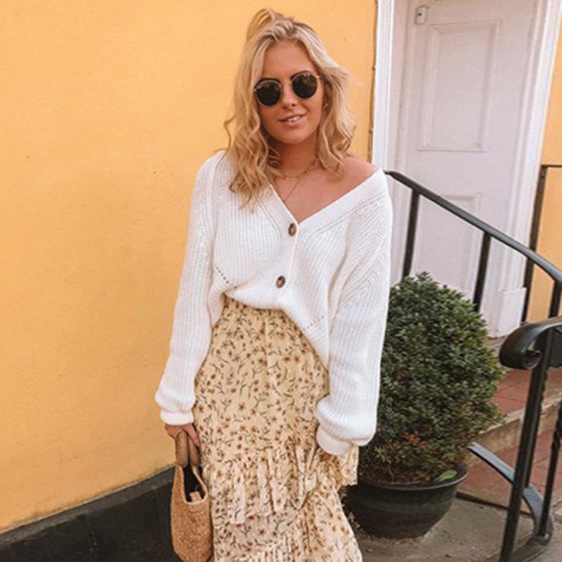 Zoki Women Knitted Cardigans Sweater Fashion Autumn Long Sleeve Loose Coat Casual Button Thick V Neck Solid Female Tops 2021